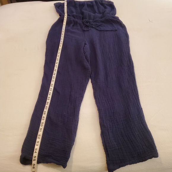 MICHAEL STARS Jodi Navy Blue Gauzy Cotton Cinch Waist Crochet Detail Jumpsuit L - Picture 7 of 12